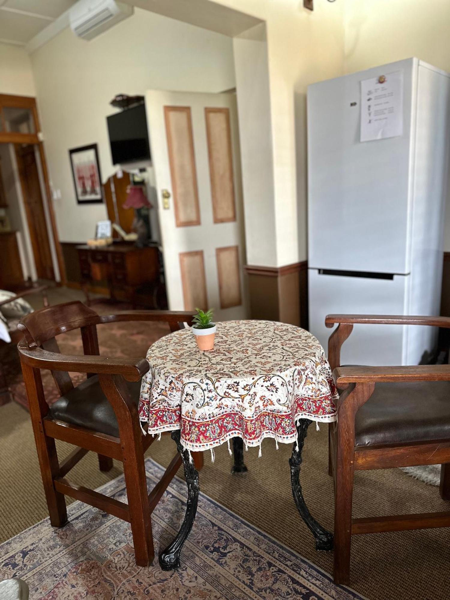דורבן Bleu Bird Guesthouse מראה חיצוני תמונה